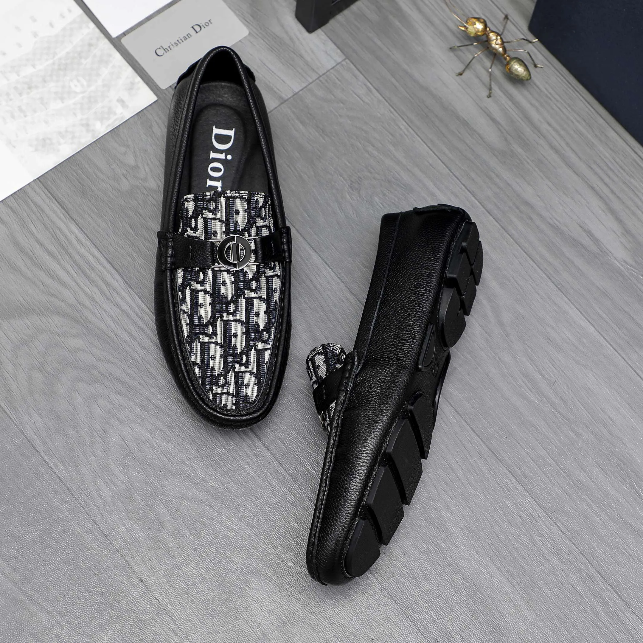 Men's shoes 💰400 Product trademark: Dior "Dior" casual slip-on shoes Regular size: 38-45 (45 is custom-made and non-returnable) Product materials: Selected cowhide stitching breathable woven upper, pigskin lining, rubber outsole